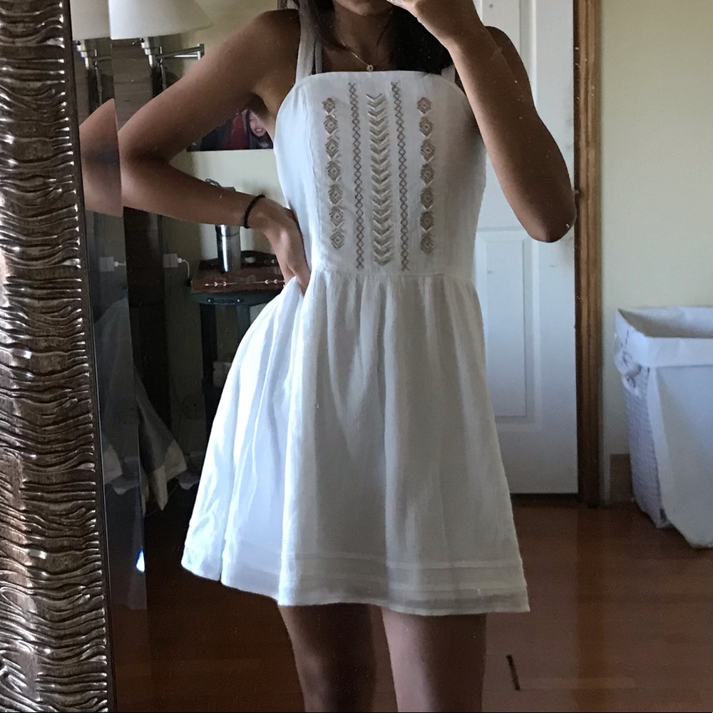 ABERCROMBIE WHITE SKATER DRESS